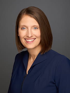 Jo Trahms Headshot